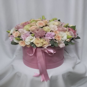  Bodrum Florists - Flowers in Box