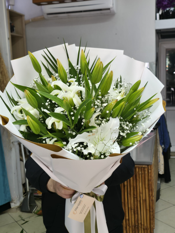  Bodrum Florists - Bodrum Premium Lilies Bouquet
