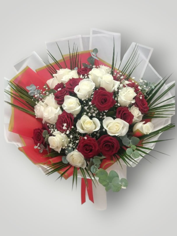 Bodrum Flower Order - Red & White Love Bouquet